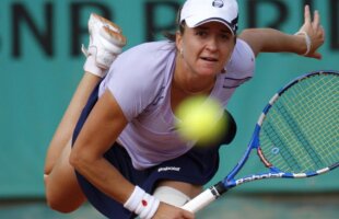 Alexandra Dulgheru a dat peste o nucă prea tare şi a abandonat turneul de la Doha