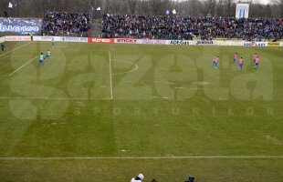 Deşi gazonul a fost execrabil, oltenii nu vor să mai părăsească stadionul "Extensiv": "Ne place noua casă" :S