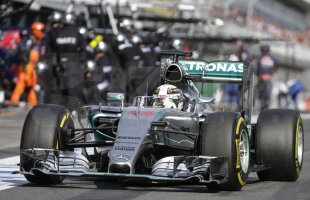 Fără emoţii » Un nou sezon, acelaşi tipar: Lewis Hamilton s-a impus în Marele Premiu al Australiei