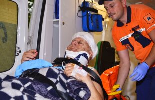 EXCLUSIV Aproape de tragedie! Jean Pădureanu a căzut pe scări și a fost transportat de urgență la spital!