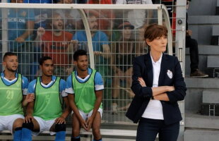 VIDEO | Carla Bruni, antrenoarea unei echipe de fotbal, într-o reclamă a grupului Ford