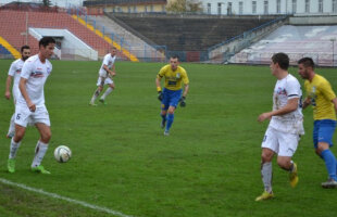 Mai bine nu jucau :) Olimpia Satu Mare a făcut instrucție cu FC Bihor, 5-0. Orădenii nu aveau bani pentru ambulanță