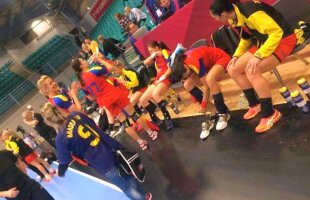 VIDEO+FOTO Româncele au sărbătorit cu familia și cu fanii după calificarea în "sferturile" CM de handbal