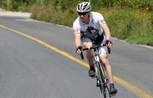 GALERIE FOTO S-a urcat pe bicicletă, a pornit GPS-ul și a dat ture prin oraș. Ce a ieșit la final sunt opere de artă!