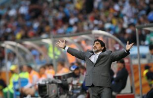 VIDEO Maradona uimește din nou: "S-ar fi lăsat cu lovituri după acel penalty!"