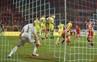 VIDEO Ca-n vremurile bune! Derby cu ritm, claritate și nervi, dar fără învingător: Dinamo - Steaua 1-1