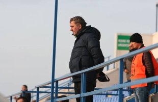 VIDEO + FOTO Omagiu adus de Hagi lui Cruyff » Ce a făcut Regele la amicalul Viitorului de astăzi