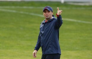 Panduru râde de un portar din Liga 1: "Singura lui șansă este să îl lovească mingea în cap"