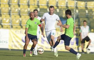 VIDEO Fotbalul arbitrilor, nu al fotbaliştilor » Festival de decizii controversate la Chiajna - CSMS Iași 1-1