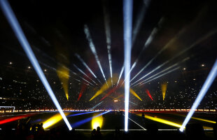 VIDEO + FOTO Foc de artificii pe Camp Nou în fața a 50.000 de spectatori pentru a sărbători dubla campionat+cupă » De ce au lipsit Messi și Suarez