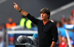 Joachim Low a caracterizat jocul Italiei înainte de duelul din "sferturi": "Când Italia conduce cu 2-0, jucătorii bubuie mingile în tribună și râd"