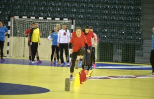 S-a anunțat lotul lărgit de 19 jucătoare pentru naționala de handbal feminin! Cine ar putea merge la RIO 