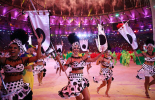 GALERIE FOTO Jocurile Olimpice de la Rio au ajuns la final! Simona Pop a fost portdrapelul României la ceremonia de închidere