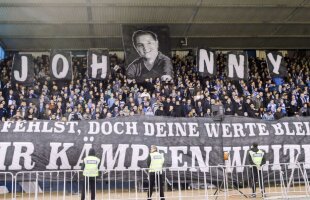 Gest extraordinar la un club din Germania » Au redenumit arena pentru un fan răpus de cancer!