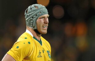 Atenție, imagini care vă pot afecta emoțional! Robocop există și joacă rugby » O accidentare l-a obligat să-și implanteze metal în mână