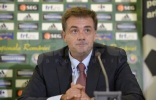 Dezvăluiri despre cum se fac delegările arbitrilor din Liga 1 » Vassaras stă mai mult plecat și ignoră sfaturile primite