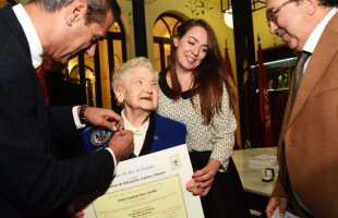 A absolvit facultatea la... 94 de ani. Uite cum a fost posibil!