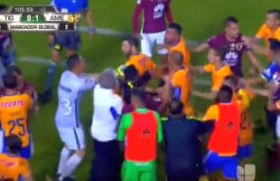 VIDEO Bătaie generală la finala campionatului mexican de fotbal! Jucătorii de la Tigres și cei de la Club America și-au împărțit pumni și picioare