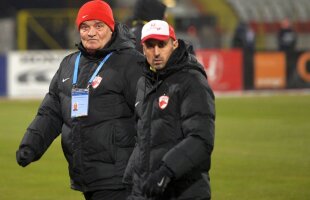 EXCLUSIV Un fost jucător de la CFR a fost propus la Dinamo » Ce a decis Andone