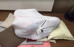 VIDEO » Japonezii au luat-o razna de tot. Plătesc pentru a se simți ca-n pântecul mamei