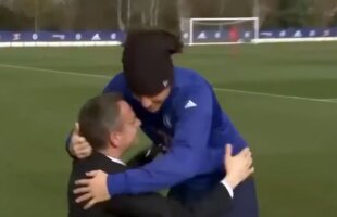 VIDEO Faza săptămânii în Anglia! David Luiz s-a distrat pe seama unui reporter 