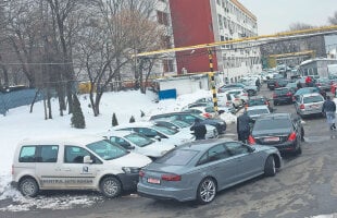 Moldovenii, campioni la importuri de mașini second-hand » În aproape toate județele, programările pentru inspecția tehnică la Registrul Auto Român au ajuns până în luna martie