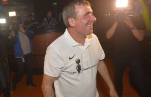 3 reacții inedite după campionatul luat de Viitorul » Lăcătuș a avut emoții + "Hagi ar trebui să fie președintele României"