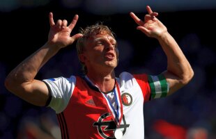 Eroul Kuyt s-a retras » I se va face statuie la Rotterdam!