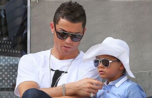 FOTO Prima imagine cu Ronaldo alături de gemenii născuți luna aceasta » Mesajul superstarului portughez