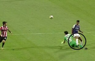 FOTO Imprudența lui Penedo a costat-o scump pe Dinamo » Penalty corect acordat pentru ACS Poli