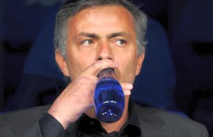 A mers prea departe! Gestul incredibil al unui antrenor din Anglia: ce cadou i-a făcut lui Mourinho