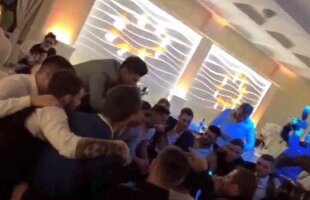 VIDEO+FOTO Noua bombă sexy de la FCSB: Coman a făcut ravagii cu iubita de 18 ani! + Steliști și dinamoviști, în genunchi în fața maneliștilor: "Ce dulceață e Coman / Îmi vine, Doamne, să zic / Lângă noi e și Filip" :D