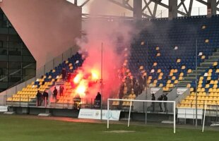 FOTO Petrolul Ploiești s-a reunit azi » Fanii au aprins torțe și au creat o atmosferă superbă