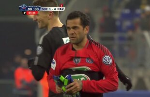 VIDEO Moment inedit în Sochaux - PSG 1-4 » Dani Alves a intrat în poarta parizienilor