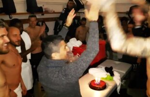 VIDEO Lucescu, sărbătorit în vestiar în ziua când a împlinit 49 de ani: "N-am mâncat tort, dar am primit multe lucruri în cap: tort, ulei, apă, salată" :)