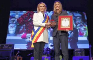 SIMONA HALEP. FOTO Noul lider din WTA, premiat de Gabriela Firea » Simona Halep, declarată cetățean de onoare al Capitalei