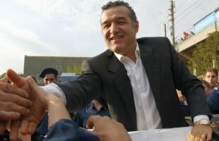 Becali îl vrea pe Ioan Andone la FCSB: "Îmi place de el, dar există o problemă" » Cum l-a impresionat dinamovistul + Ce spune despre Șumudică