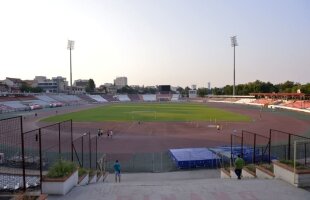 FOTO Când "câinii" nu sunt acasă... » Ce a apărut azi pe geamul oficialei de la stadionul Dinamo