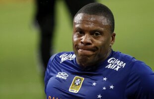 UPDATE  Cea mai mare păcăleală din istorie! Probleme mari cu Julio Baptista, vedeta transferată de CFR Cluj: suferă de o boală cronică și se tratează cu o substanță interzisă! » Prima reacție a clubului