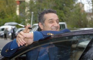 Reacție categorică a lui Gigi Becali după evenimentul din Ghencea » S-a luat de Gabi Balint și distruge istoria CSA Steaua: "Bă, pe astea le-a cumpărat Becali! Aveți mare grijă!"