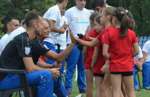 GALERIE FOTO Mișcător! Cele mai mici campioane ale Stelei, gimnaste de 8-9 ani, i-au încurajat pe sportivii Invictus, răniți în teatrele de operațiune