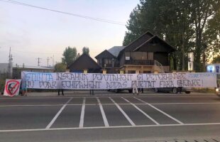 Tensiune la Craiova după un nou eșec! Ultrașii au venit în cantonamentul echipei cu un mesaj clar: "Sunteți o rușine! Știința înseamnă suporterii, nu un patron gonflabil"