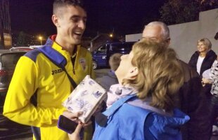 ROMÂNIA U21 - ȚARA GALILOR U21 2-0 // Alex Pașcanu, surprins de bunici la final » Ce cadou a primit 