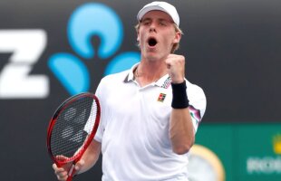 AUSTRALIAN OPEN // Dennis Shapovalov a oferit declarația anului, direct pe teren: „Twitter, te rog, deblochează-mă!”