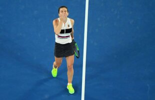 SIMONA HALEP - VENUS WILLIAMS // FOTO Halep, 3 din 3 la Australian Open » Nou echipament împotriva lui Venus