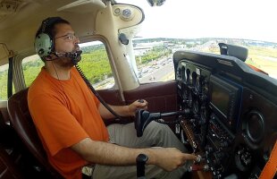 EXCLUSIV GSP.ro a vorbit cu un pilot după dispariția din Canalul Mânecii: 7 întrebări ESENȚIALE la care specialistul răspunde pe larg