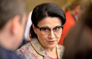 UPDATE Ecaterina Andronescu s-a răzgândit la mai puțin de 24 de ore de la propunerea controversată a introducerii „Orelor de Joc și Mișcare” cu învățătorul, în locul celor de sport cu profesorul! » Ce părere ai?