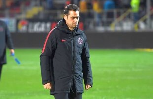 FCSB - CS U CRAIOVA // Mihai Teja s-a răzgândit din nou: l-a ales pe Ioan Hora în atac pentru meciul cu Craiova » I-a salvat pe steliști la ultimul meci cu oltenii