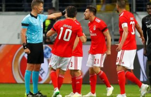 EUROPA LEAGUE // VIDEO + FOTO Scandal IMENS după Frankfurt - Benfica: gazdele s-au calificat cu un gol marcat dintr-un ofsaid evident