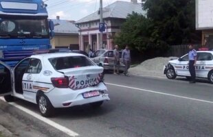 VIDEO Accident neobișnuit în Olt » Trei mașini de poliție s-au lovit între ele